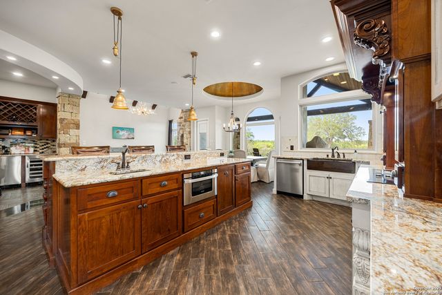 114 Hunters View, Boerne, TX 78006