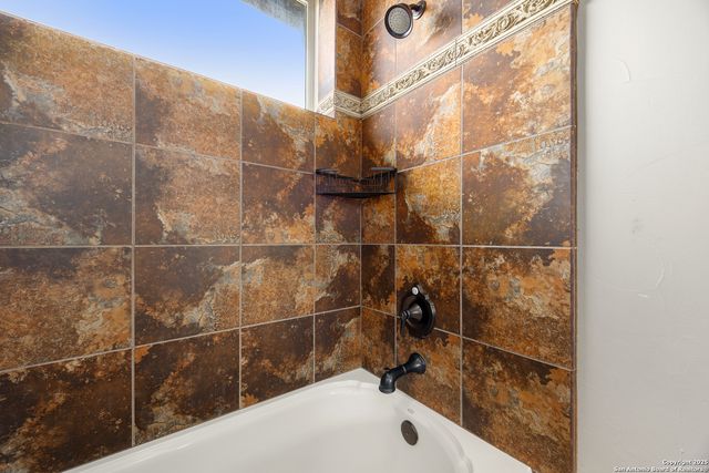 114 Hunters View, Boerne, TX 78006