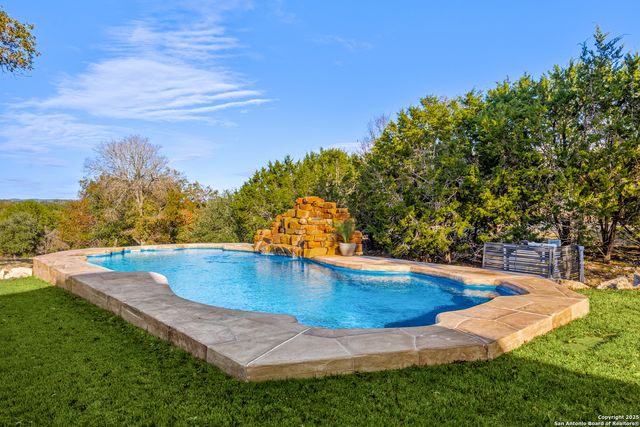 114 Hunters View, Boerne, TX 78006