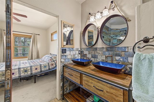 28465 Cragmont Drive, Evergreen, CO 80439