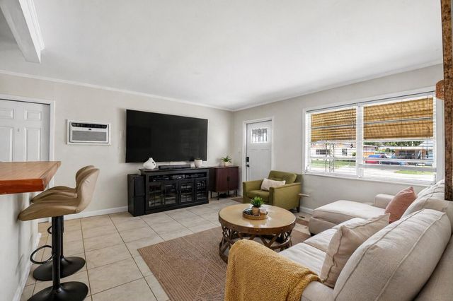 3017 Buckley Avenue, Lake Worth, FL 33461