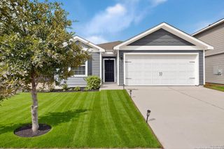 2811 Forsyth Canyon, Converse, TX 78109