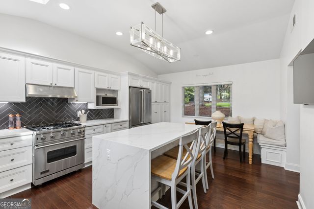 4091 Peachtree Dunwoody Road NE, Atlanta, GA 30342