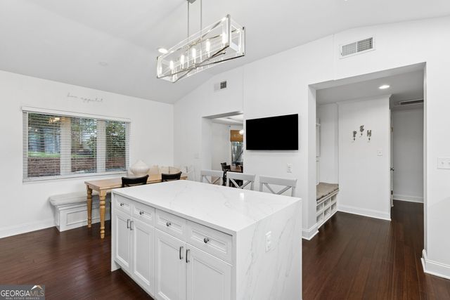 4091 Peachtree Dunwoody Road NE, Atlanta, GA 30342