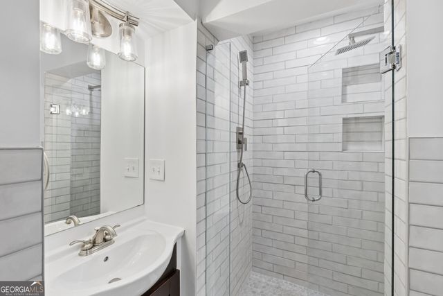 4091 Peachtree Dunwoody Road NE, Atlanta, GA 30342