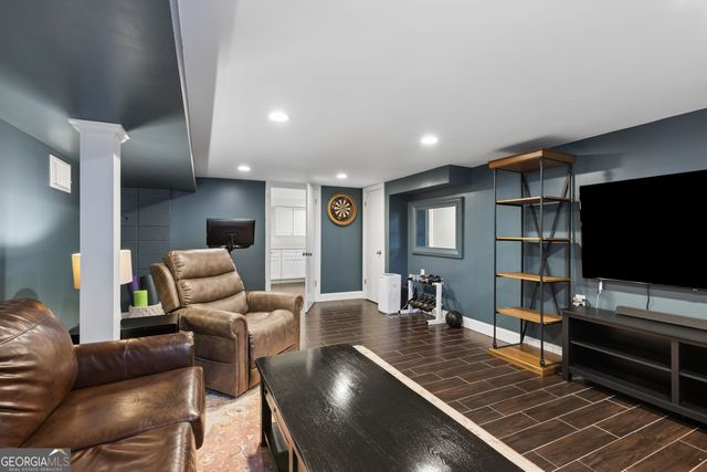 4091 Peachtree Dunwoody Road NE, Atlanta, GA 30342