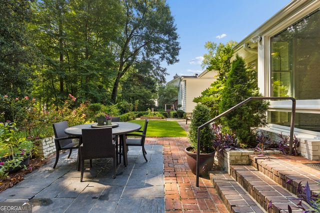 4091 Peachtree Dunwoody Road NE, Atlanta, GA 30342