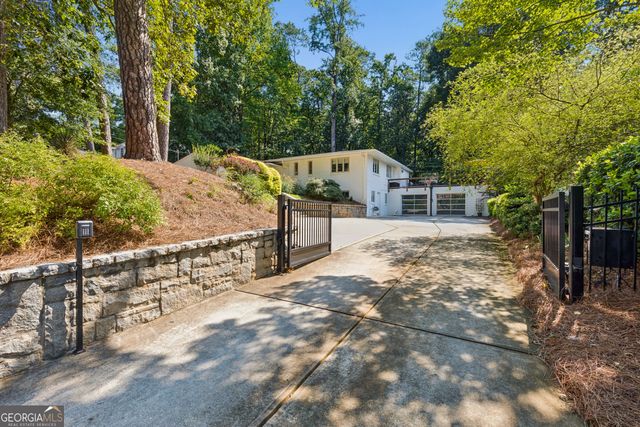 4091 Peachtree Dunwoody Road NE, Atlanta, GA 30342