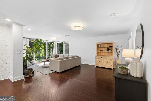 4091 Peachtree Dunwoody Road NE, Atlanta, GA 30342