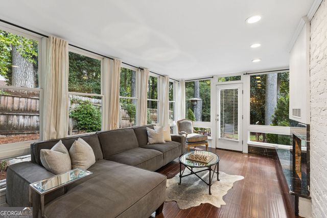 4091 Peachtree Dunwoody Road NE, Atlanta, GA 30342