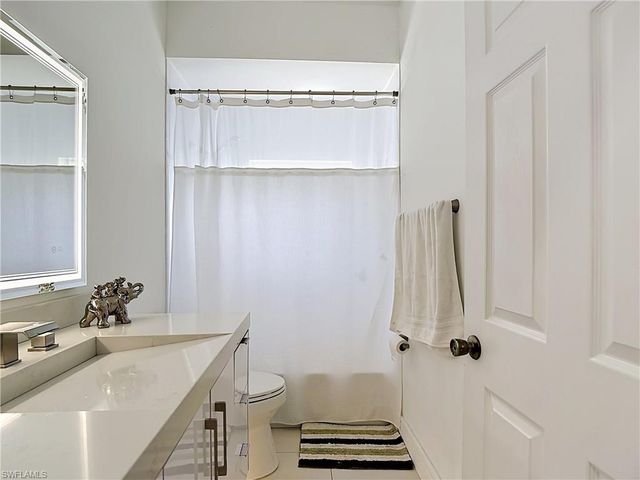 10735 San Tropez CIR, Estero, FL 33928