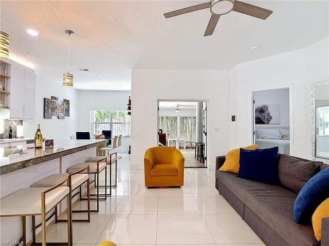 10735 San Tropez CIR, Estero, FL 33928