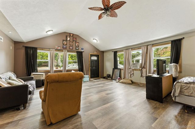 502 W State Street, Hastings, MI 49058