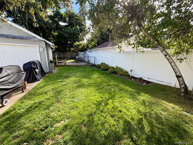 130 Lyon Place 1, Lynbrook, NY 11563
