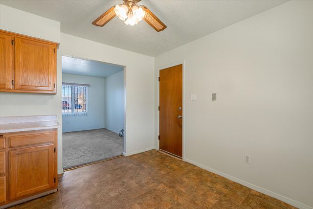 312 60th Street NW, Albuquerque, NM 87105