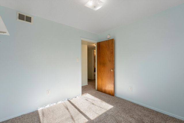 312 60th Street NW, Albuquerque, NM 87105