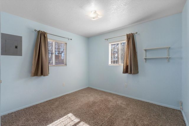 312 60th Street NW, Albuquerque, NM 87105