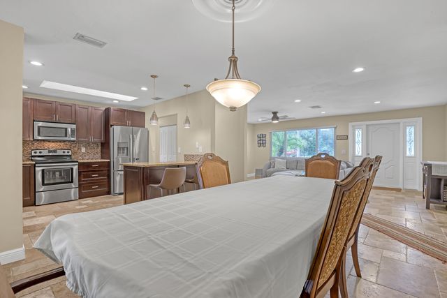 11920 41st Court N, Loxahatchee, FL 33411