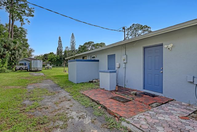 11920 41st Court N, Loxahatchee, FL 33411