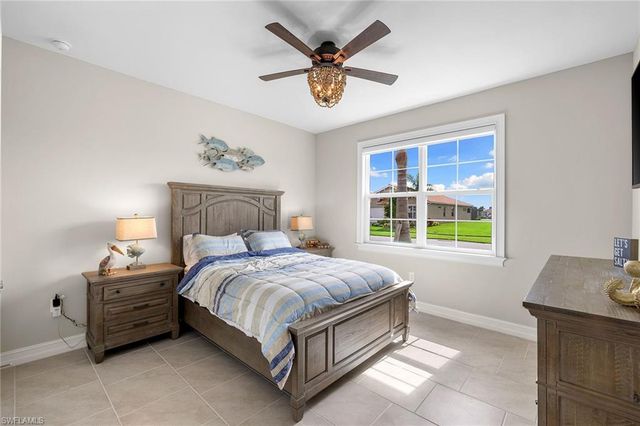 18713 Lake Hammock DR, Naples, FL 34114