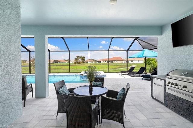 18713 Lake Hammock DR, Naples, FL 34114