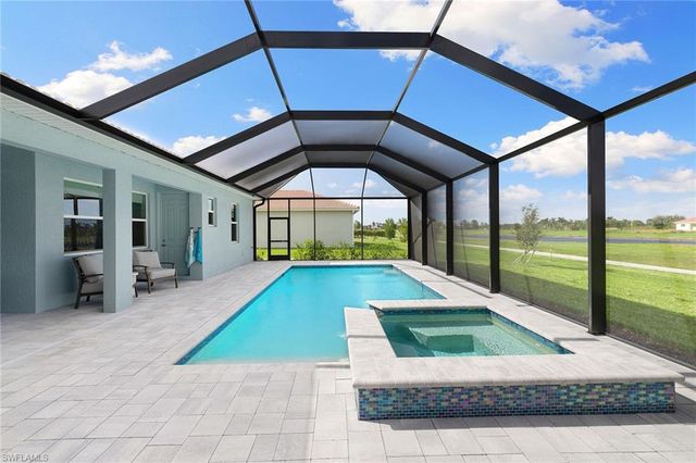 18713 Lake Hammock DR, Naples, FL 34114