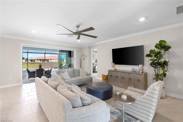 18713 Lake Hammock DR, Naples, FL 34114