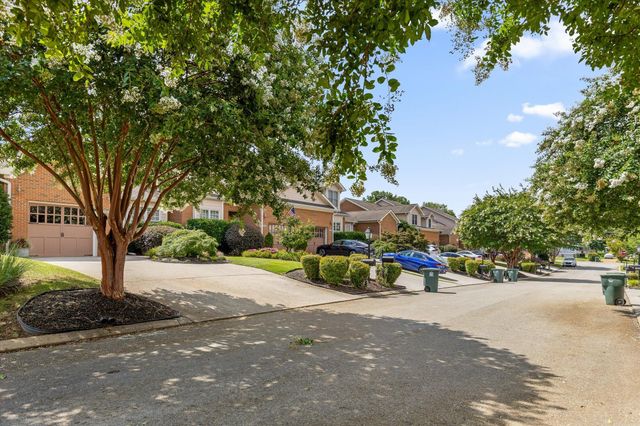 2514 Saint Lucie Court, Chattanooga, TN 37421