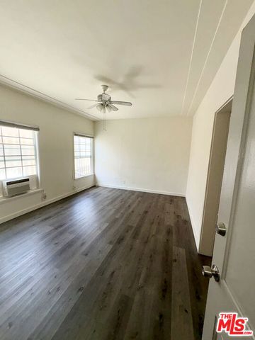 639 S Cochran Avenue 109, Los Angeles, CA 90036