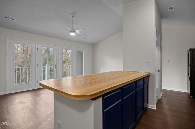 1321-302 Park Glen Drive Building 8j, Raleigh, NC 27610