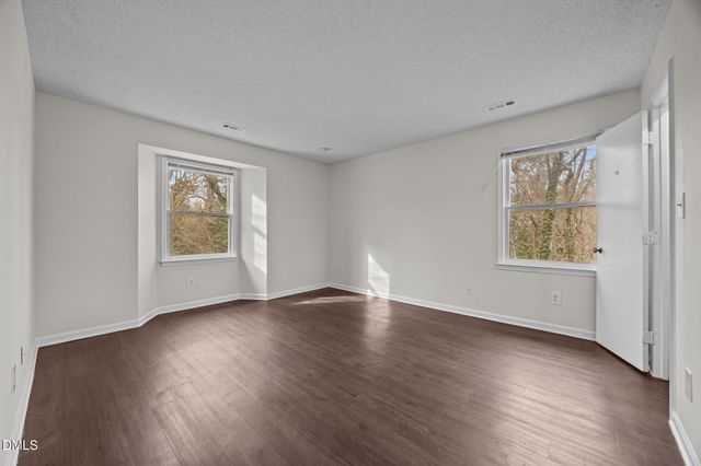 1321-302 Park Glen Drive Building 8j, Raleigh, NC 27610