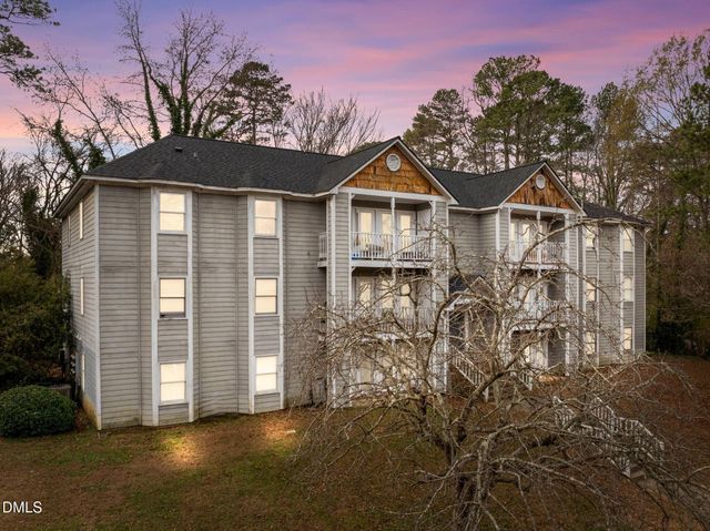 1321-302 Park Glen Drive Building 8j, Raleigh, NC 27610