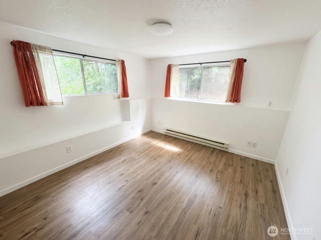 34418 54th Avenue S, Auburn, WA 98001