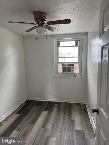 927 GRANT RD, Folcroft, PA 19032