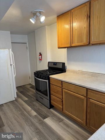 927 GRANT RD, Folcroft, PA 19032