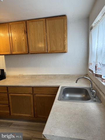 927 GRANT RD, Folcroft, PA 19032