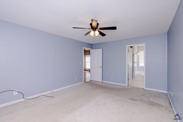 125 Lake Lillian, Perry, GA 31069