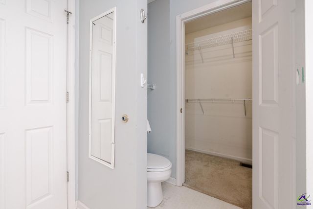125 Lake Lillian, Perry, GA 31069