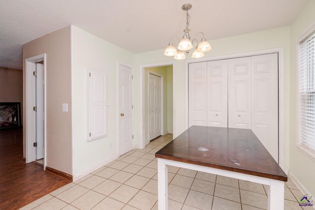 125 Lake Lillian, Perry, GA 31069