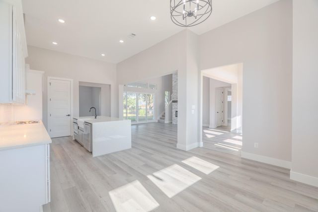 5 Edgewood Circle, Montgomery, TX 77356