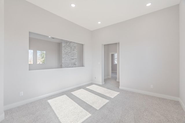 5 Edgewood Circle, Montgomery, TX 77356