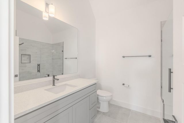 5 Edgewood Circle, Montgomery, TX 77356