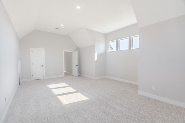5 Edgewood Circle, Montgomery, TX 77356