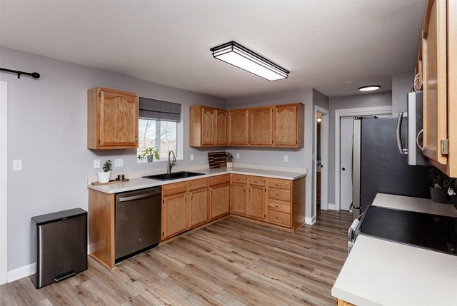 2723 Laurel Street, Ames, IA 50010