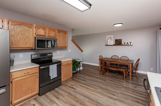 2723 Laurel Street, Ames, IA 50010