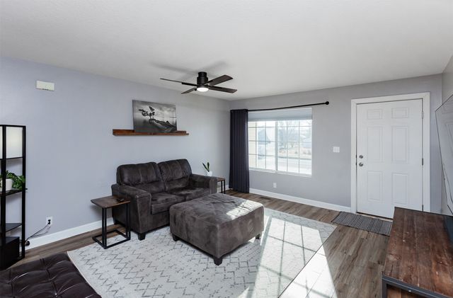 2723 Laurel Street, Ames, IA 50010