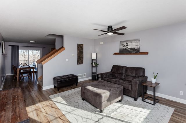 2723 Laurel Street, Ames, IA 50010