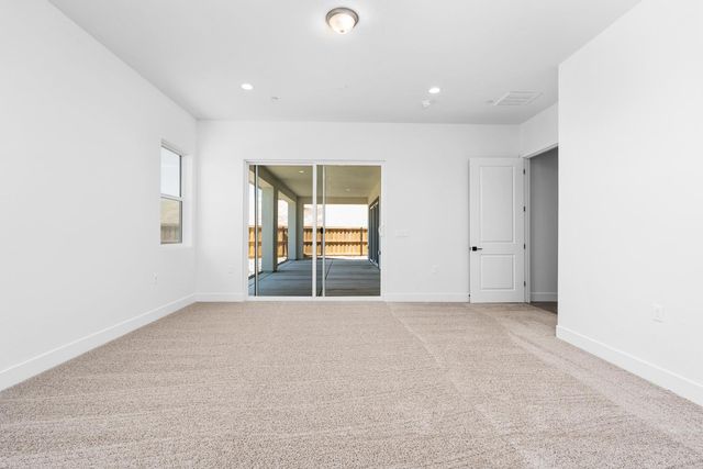 8388 Iron Creek Drive, Friant, CA 93626