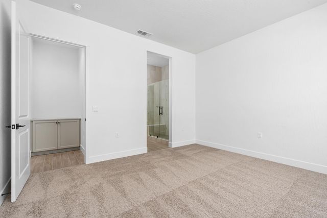 8388 Iron Creek Drive, Friant, CA 93626