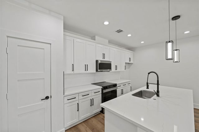 8421 Venus Street A B, Houston, TX 77088